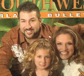 Joey Fatone W Daughter Briahna Wife Kelly Baldwin