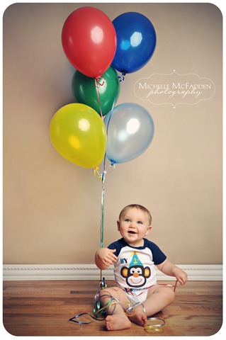 Need ideas for my son's 1st Bday/cake smash photos... please post your ...
